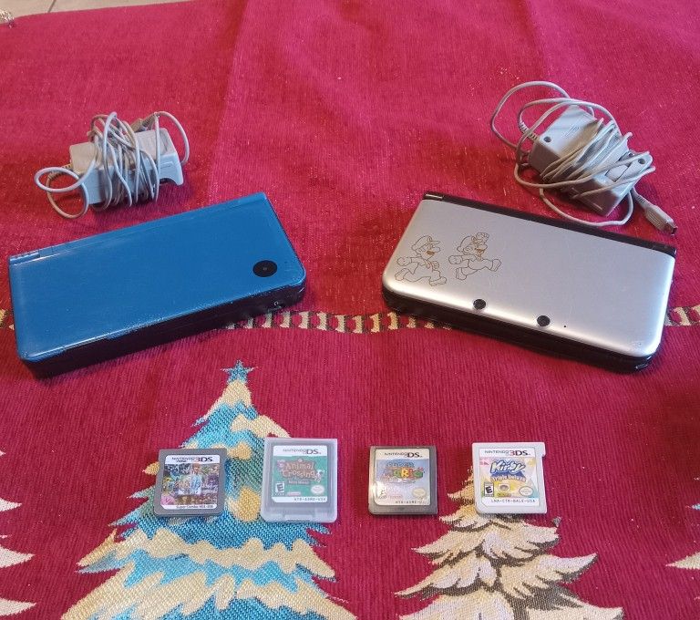 Selling DSi XL With 3Ds XL + Games Included