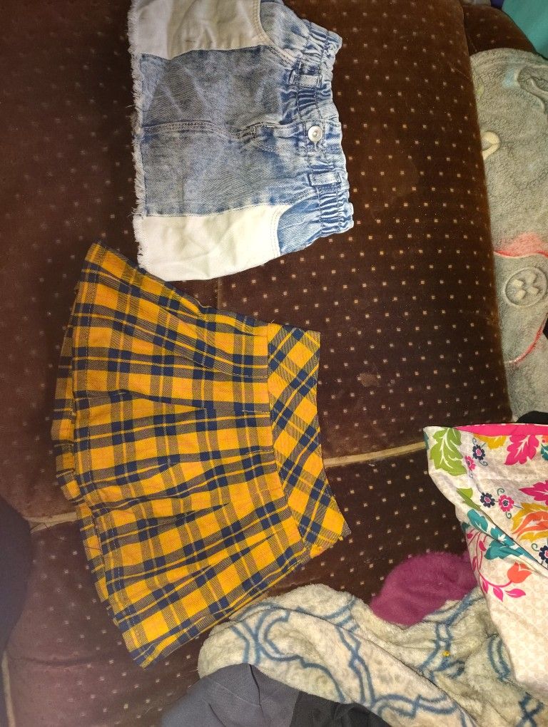 Lil Girls Skirts Size 3T