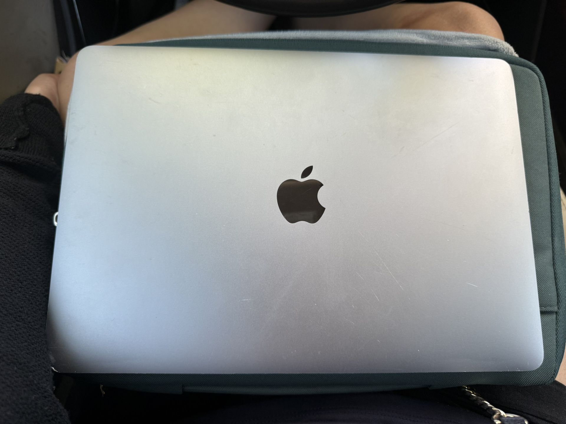 MacBook Model A2338
