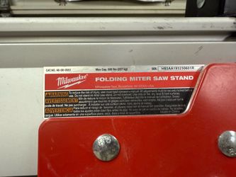 Milwaukee folding miter saw stand