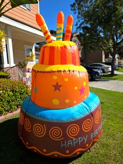 Giant 7ft Inflatable Birthday Cake Outdoor Yard Decoration 3-Tier Happy Birthday Blow-Up w/ Candles