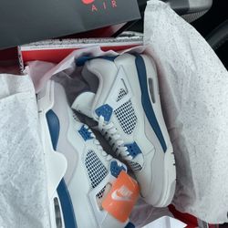 Jordan 4 Military Blue 