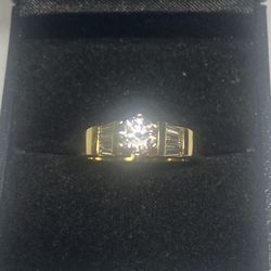 Yellow Gold Women’s Diamond Ring