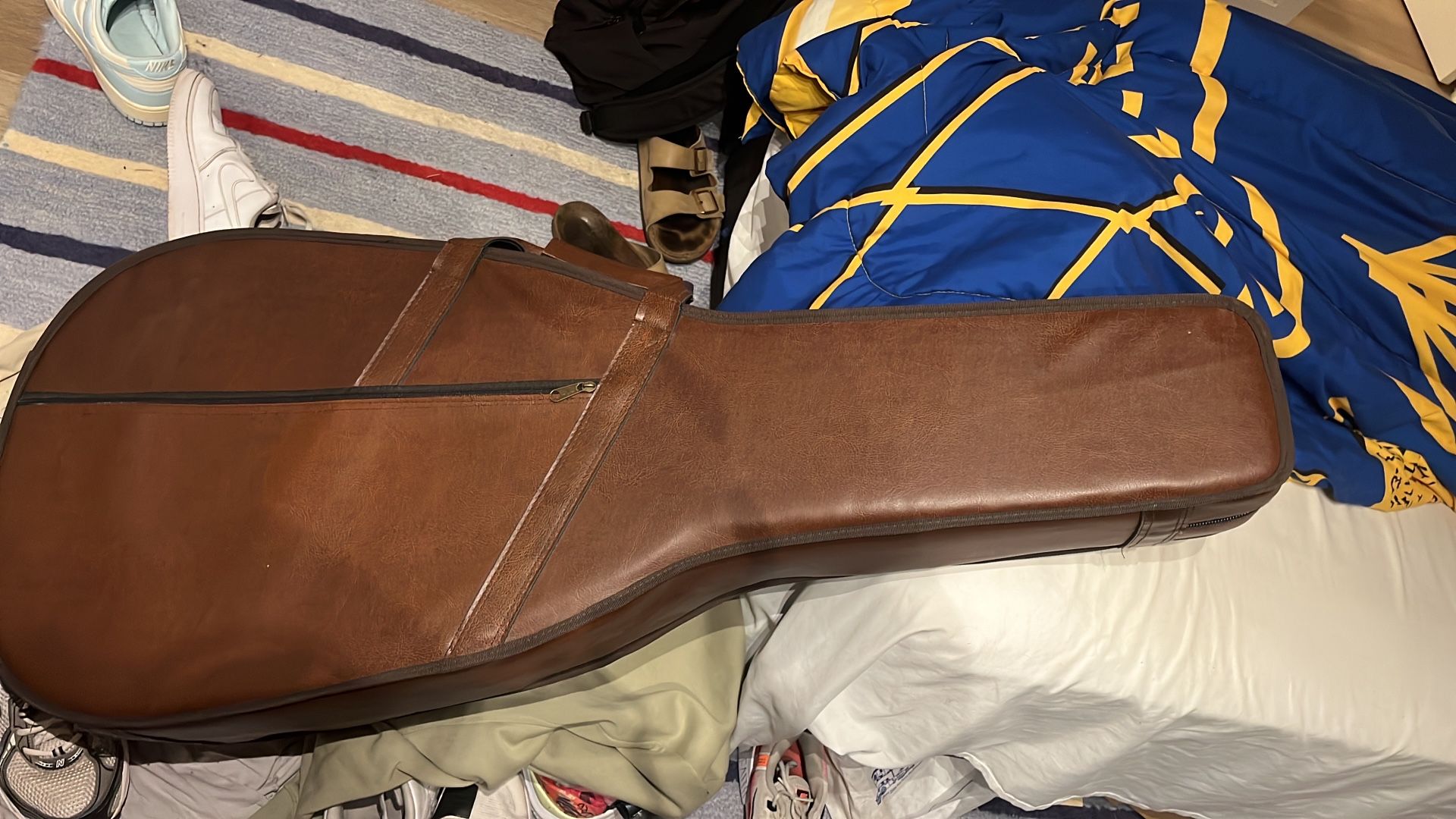 Oscar Schmidt’s Left Handed Guitar. 