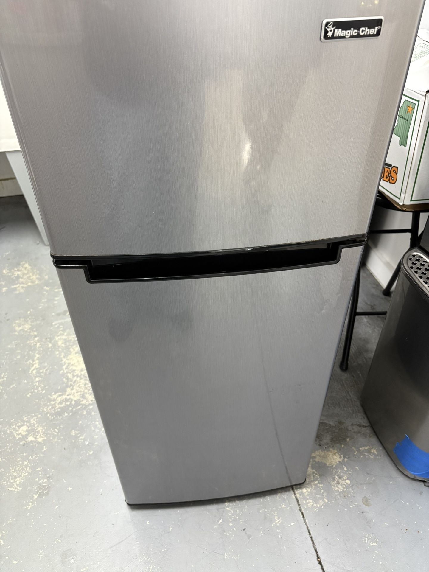 Magic Chef Mini Fridge