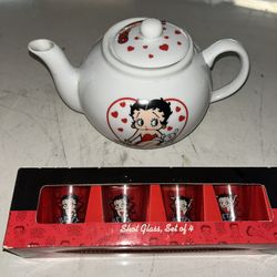 Betty Boop Ceramic Tea Pot And Shot Glasses