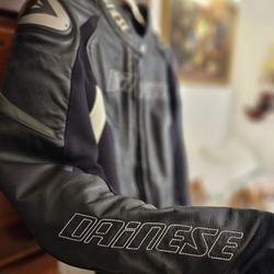 Women's Dainese Leather Motorcycle Jacket & Back Protector