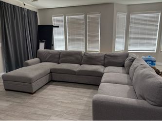 U-shaped sectional sofa