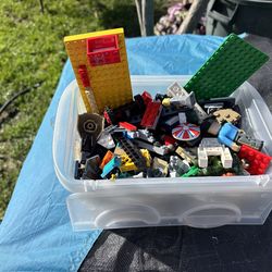 Assortment of Legos small and medium box