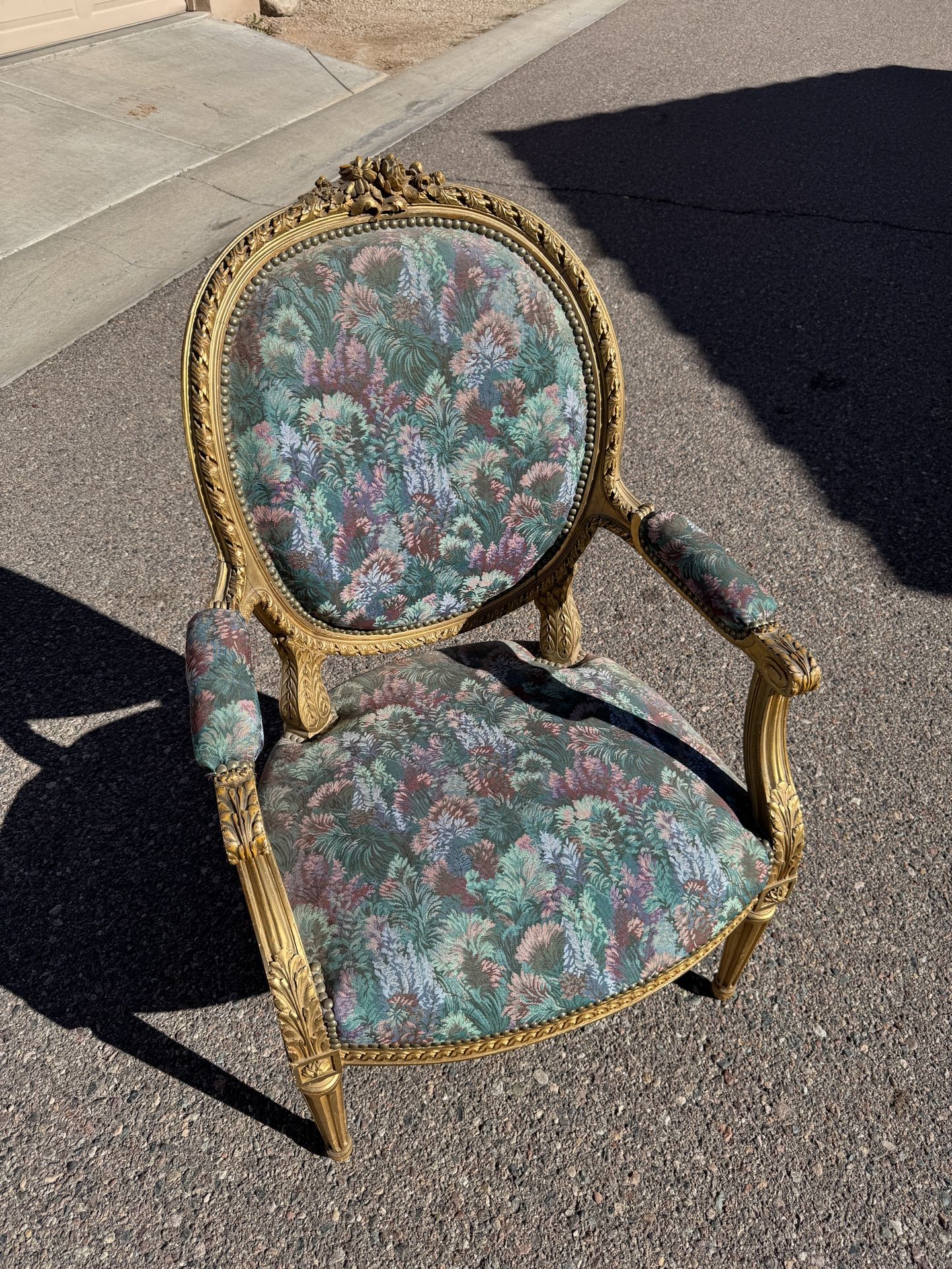 Antique chair $20