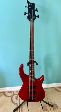 Dean 4-String Electric Bass Guitar