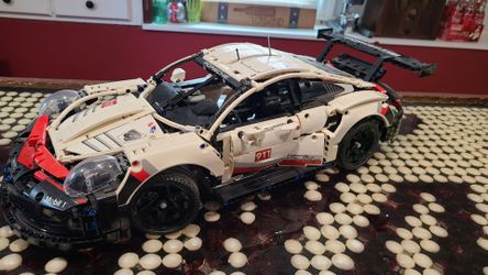 Lego Technic Porsche 911 RSR