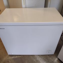 New chest freezer, delivery available!!!