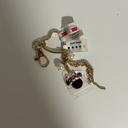 Disney Parks Mood Keychain – Minnie Mouse (Color-Changing)