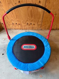 Little Tikes 25” Round Trampoline