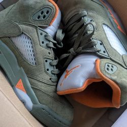 Retro Jordans Size 5 