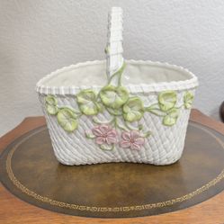 Vintage Italian White Porcelain Basket Weave Floral Cachepot/Planter