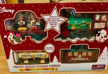 Disney Mickey Mouse Holiday Express Train Set