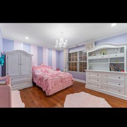 Princess-Themed Girls Bedroom Set – Complete Package