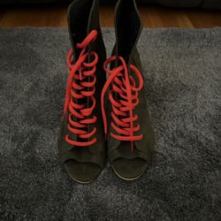 Army Grain Booty Heels