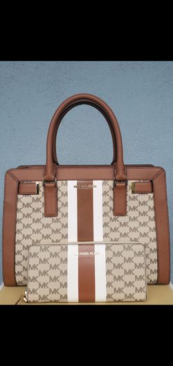 New Michael Kors Women's Set