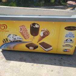 Glass Top Chest Freezer 