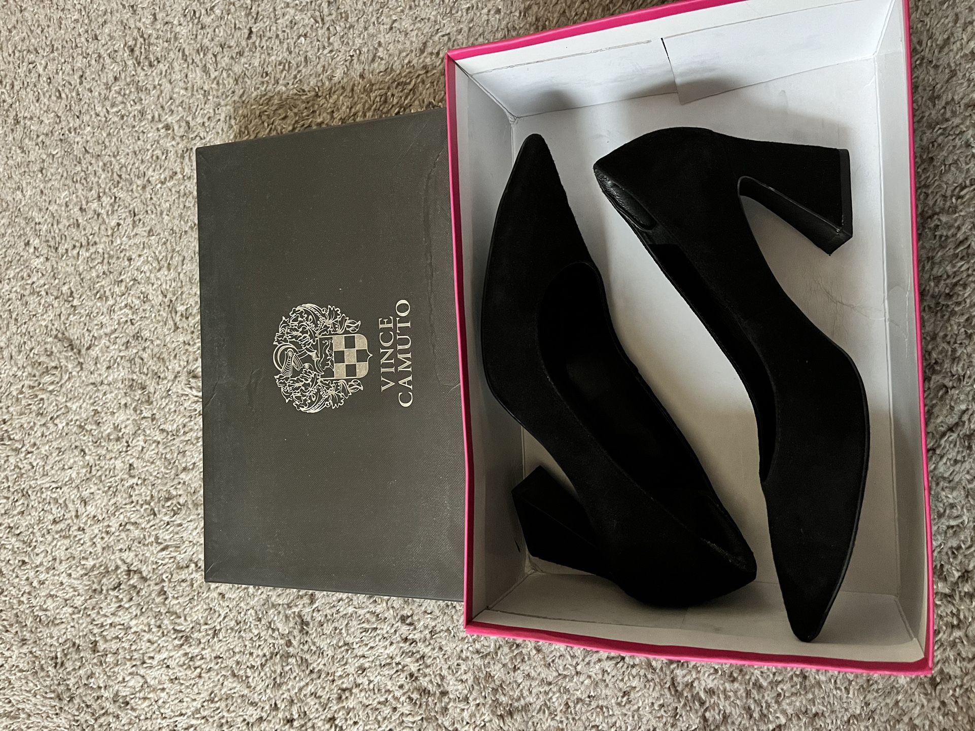 Vince Camuto Suede Pump - Halienda