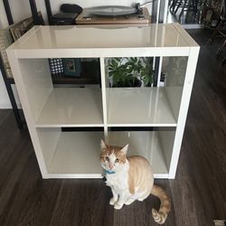 white cubby stand 