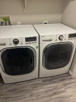 LG Front Load Washer and Dryer Set