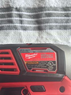 Milwaukee https://offerup.com/redirect/?o=Q0FULk5P.2656-20
