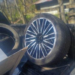 24 In Universal 6 Lug Ford Or Chevy