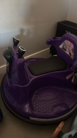 Purple bumper car
