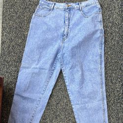 Vintage 1980s Bill Blass Mom Jeans – Size 16 – Style RN 50027