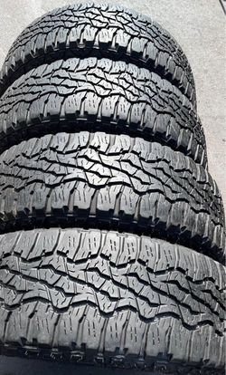 235/75/15 Goodyear Selling a set of 4 tires in excellent condition 🫡