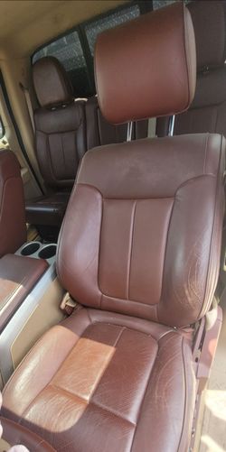 King Ranch Interior Driver Passenger Rear Seats Console Excellent Condition