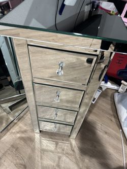 mirror decor table