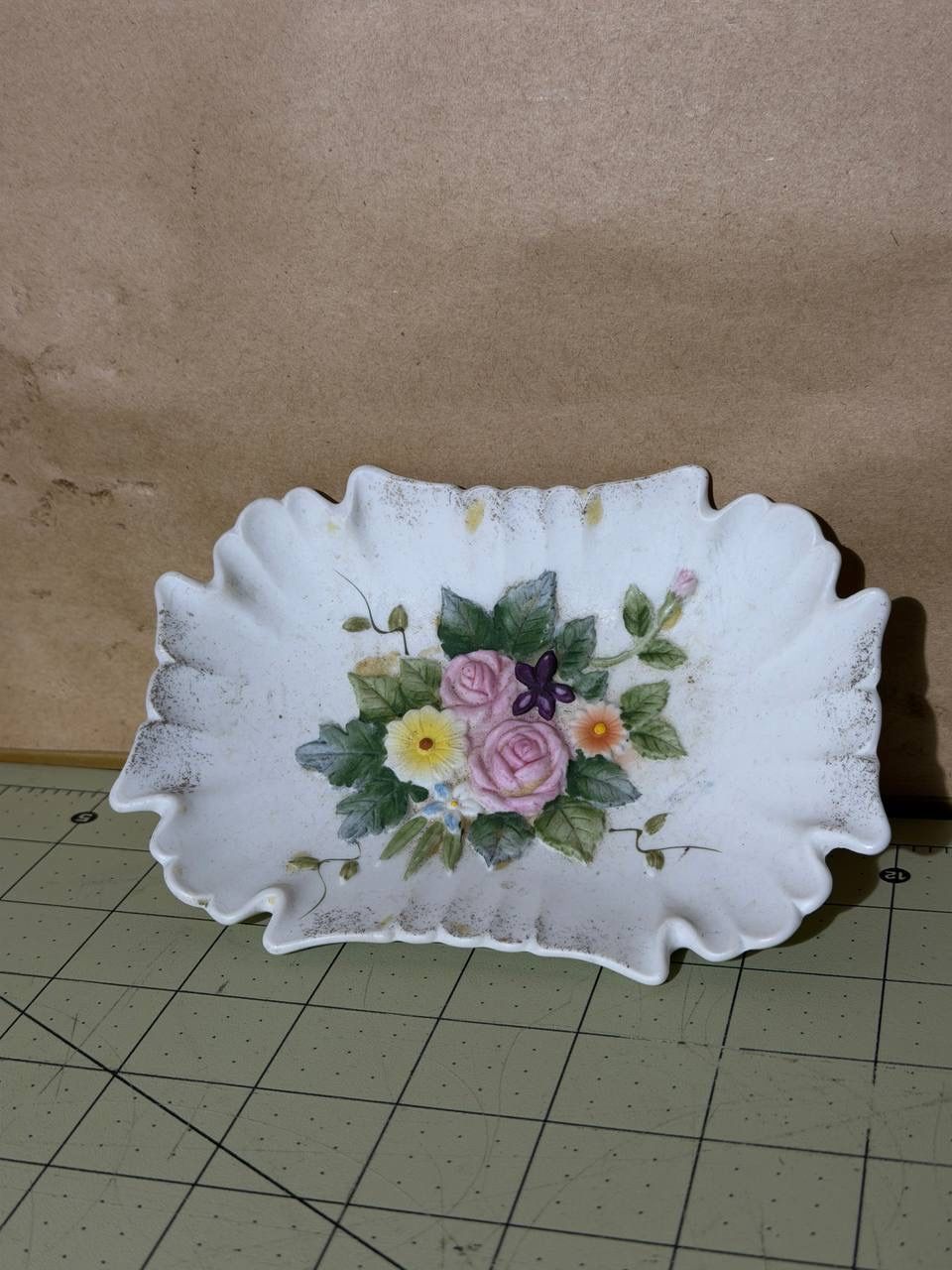 Vintage Lefton Ashtray MCM Chalky Porcelain Hand Painted Poinsettia 4”x6” 