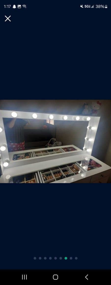11 Drawer Vanity