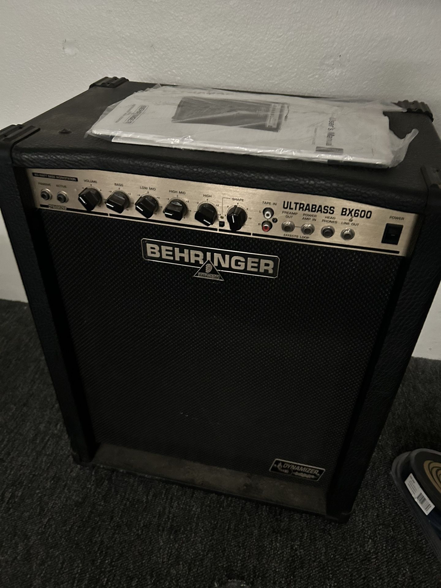 Behringer Guitar Amp