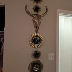 Bull And Sunburst Wall Decor