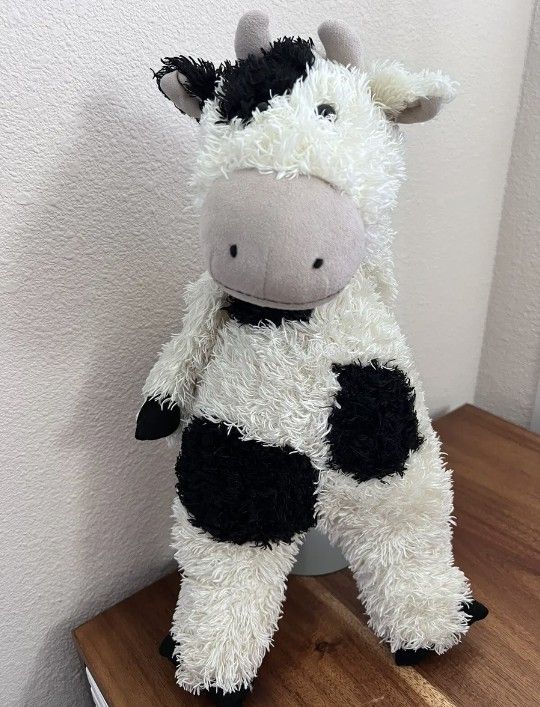 RARE Jellycat Bunglie Bashful Calf Cow 16" Plush Spotted Shaggy White & Black Hooves Bean Stuffed Animal. Washable. Excellent Condition.
Adorable