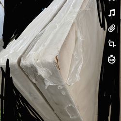 Twin Or King Box Spring  40$