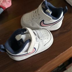 Baby Nike Shoes 4c