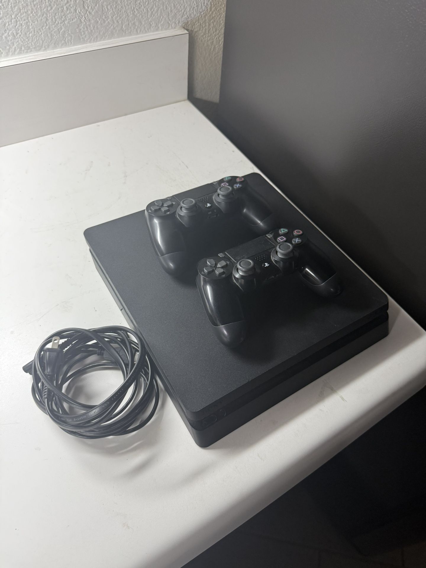 Play station 4