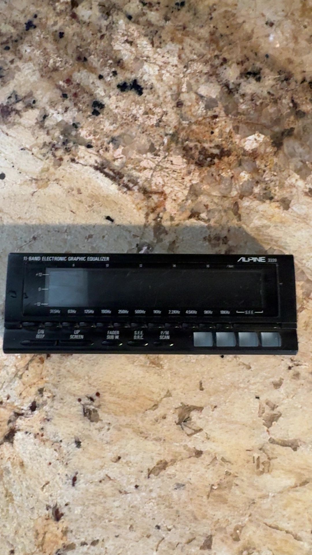 ALPINE EQ 3339 FACEPLATE ONLY