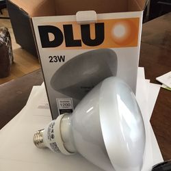 LIGHT BULBS ENERGY SAVEING CFL LAMP ..... I Have Over 1,000 Bulbs . More You Buy The Less You Pay