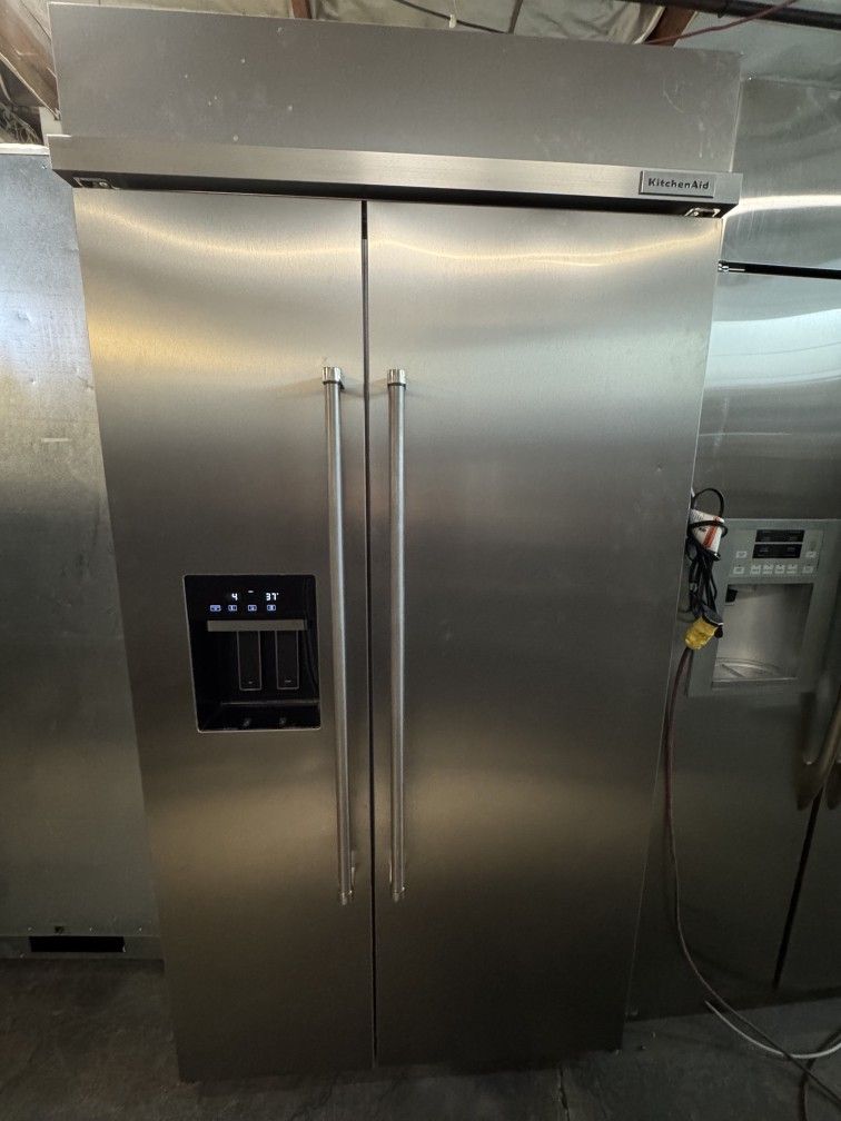 42" KITCHENAID BUILT IN STAINLESS STEEL REFRIGERATOR