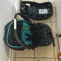 Newborn Car seat