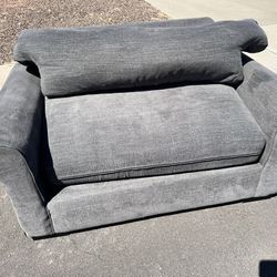 Couch/loveseat