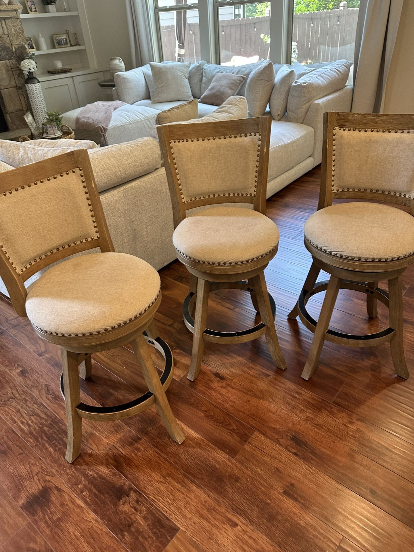 3 Kitchen Bar Stools